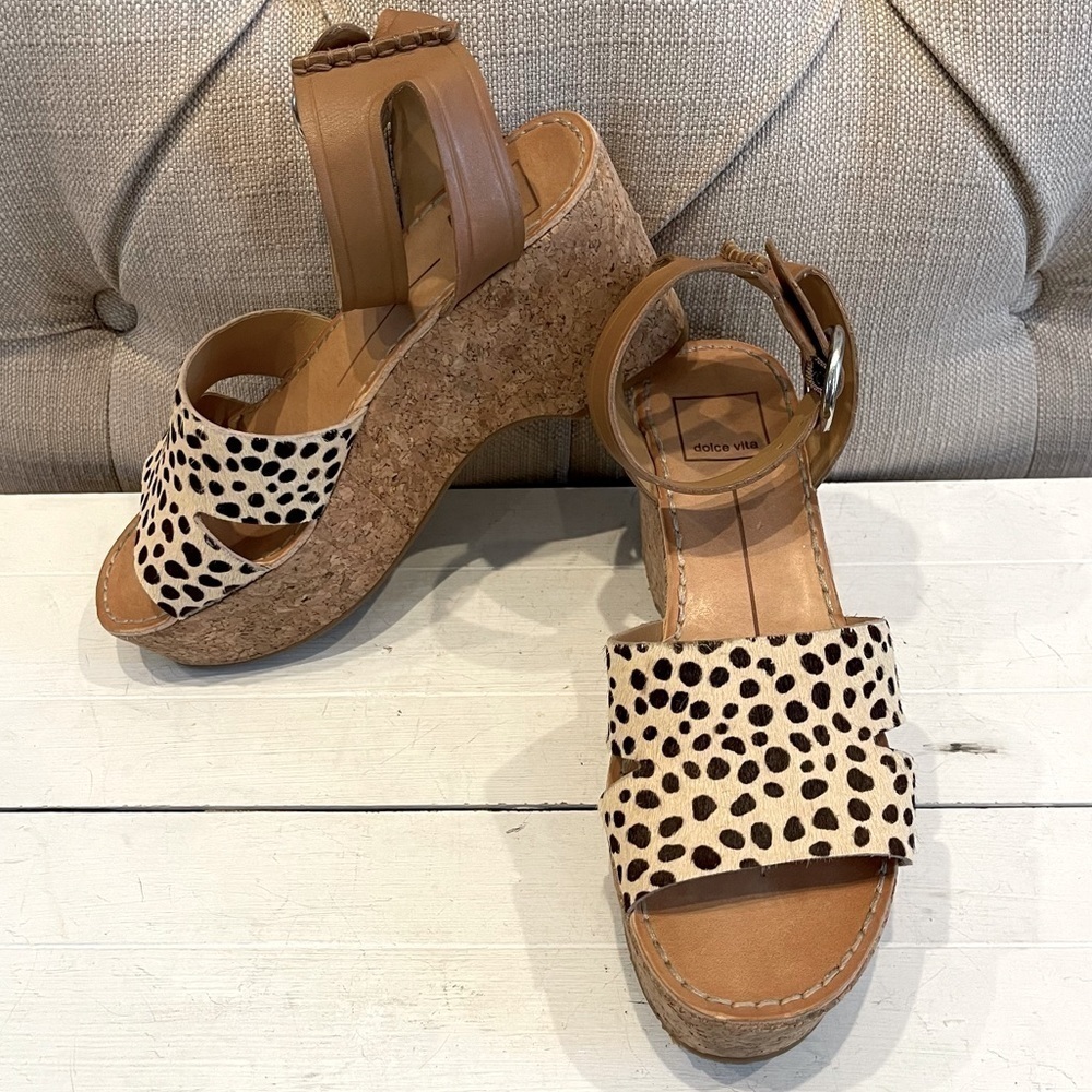 DOLCE VITA Linda Leopard Calf Hair Platform Sandals Women's sz 6 Cork Wedges
